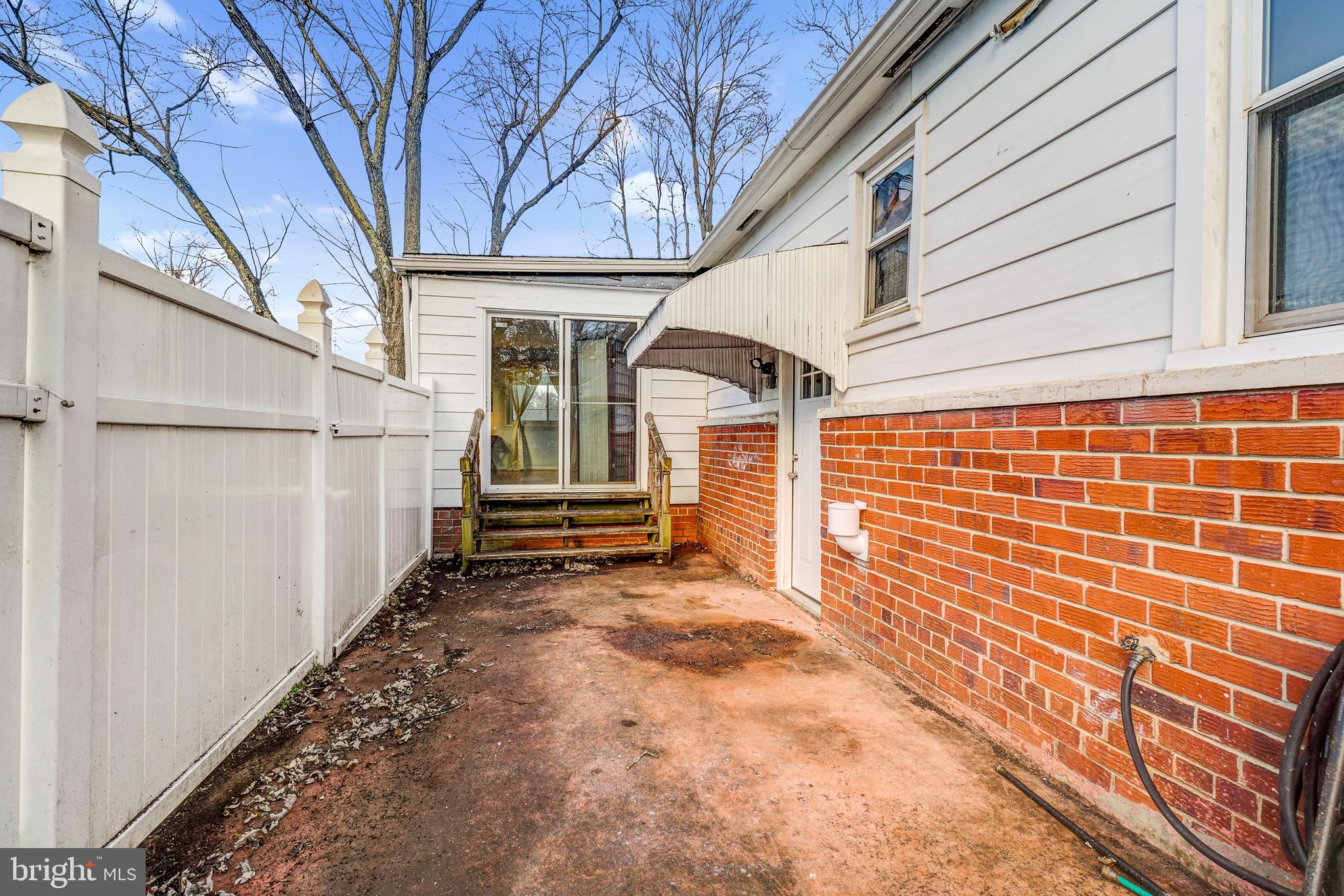 12301 Dalewood Drive Silver Spring, MD 20902 - Photo 2 of 50
