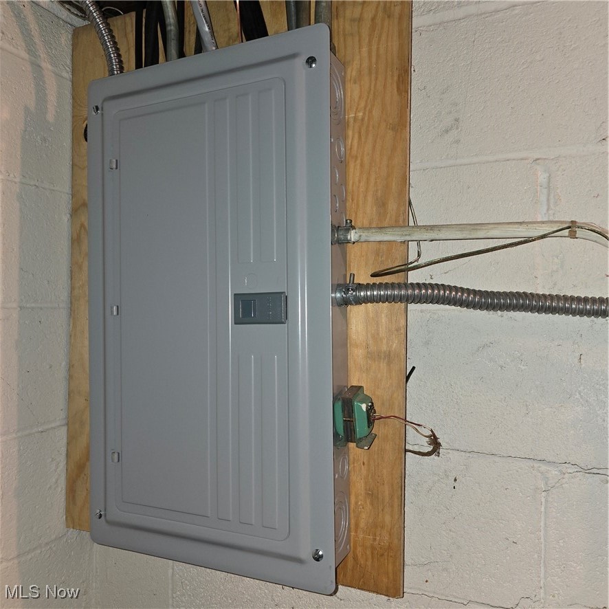 1669 Wood Road Cleveland Heights, OH 44121 - Photo 22 of 22 Breaker box