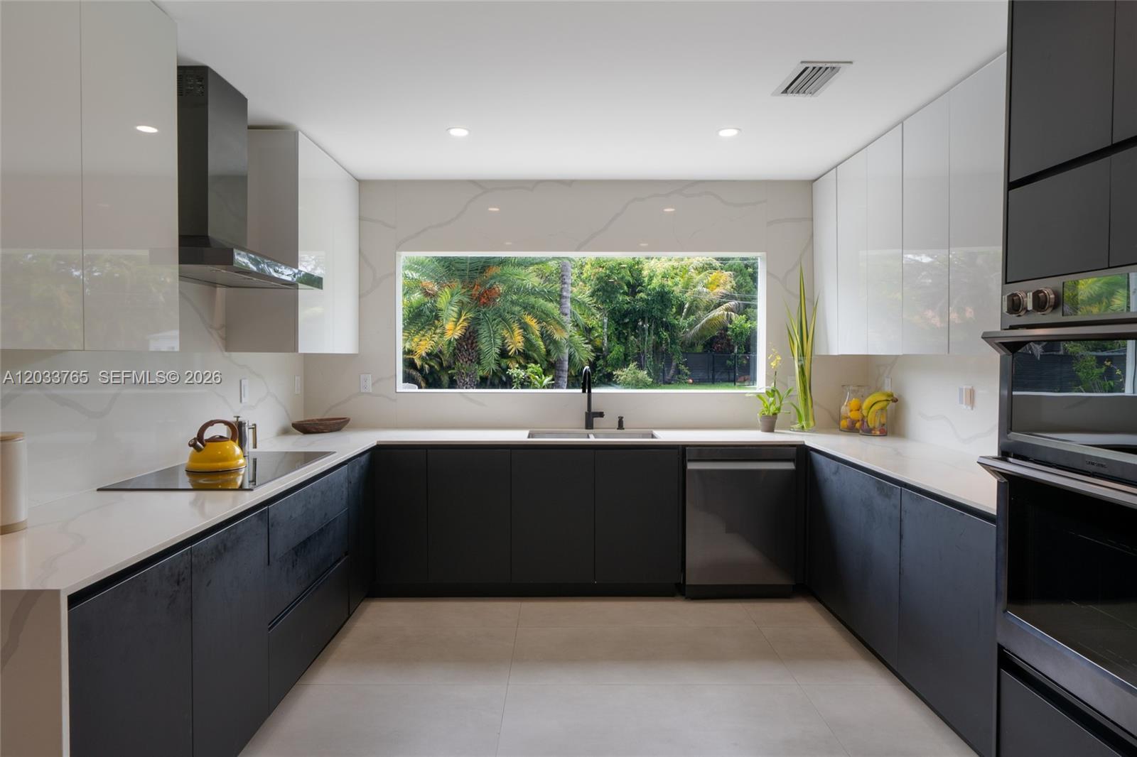8535 Southwest 100th Avenue Miami, FL 33176 - Photo 14 of 36