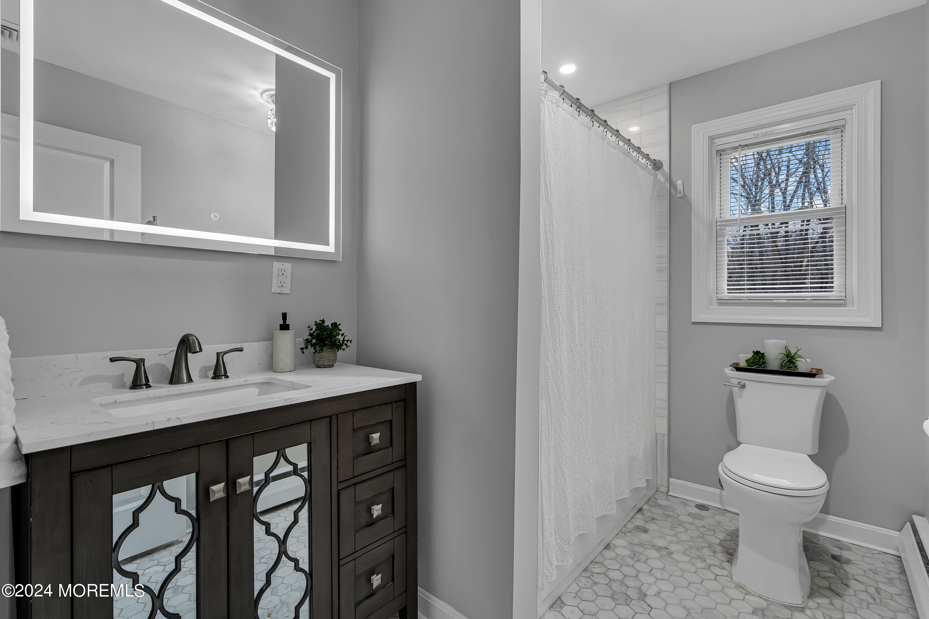 137 Greenbrook Road Green Brook, NJ 08812 - Photo 19 of 25 030__cmp0266