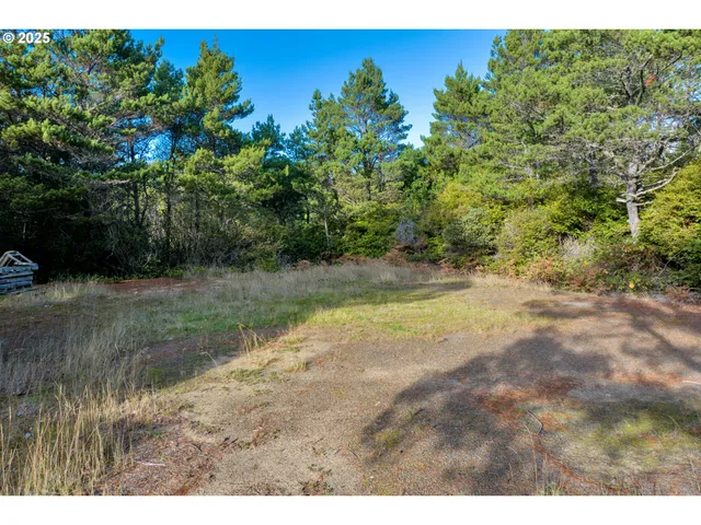 $143,000 | 88177 Rhododendron Drive, Florence, OR 97439