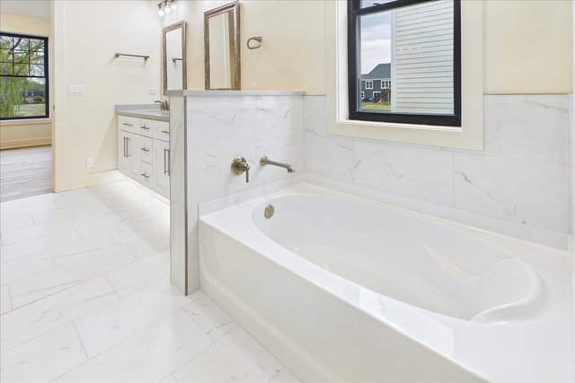 20470 Old Hicks Road Long Grove, IL 60047 - Photo 12 of 14