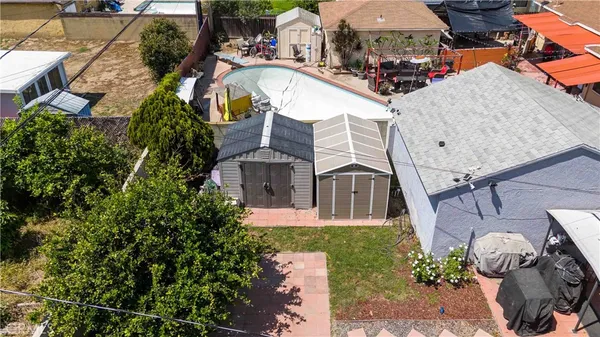 $720,000 | 132 West 52nd Street, Long Beach, CA 90805