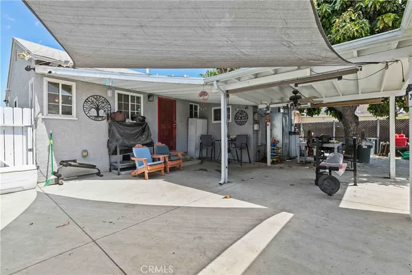 $720,000 | 132 West 52nd Street, Long Beach, CA 90805