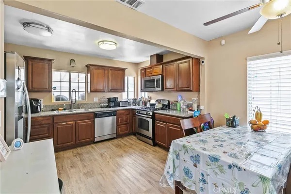 $720,000 | 132 West 52nd Street, Long Beach, CA 90805