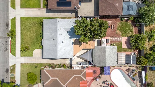 $720,000 | 132 West 52nd Street, Long Beach, CA 90805