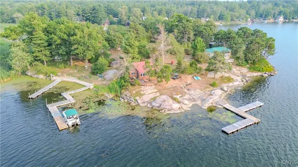 $1,199,990 | 48571 Wintergreen, Redwood, NY 13679