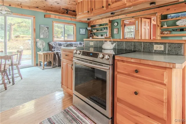 $1,199,990 | 48571 Wintergreen, Redwood, NY 13679