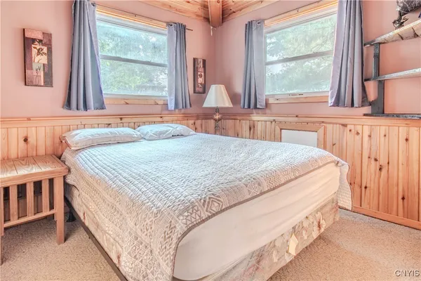 $1,199,990 | 48571 Wintergreen, Redwood, NY 13679