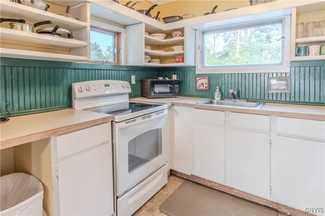 $1,199,990 | 48571 Wintergreen, Redwood, NY 13679