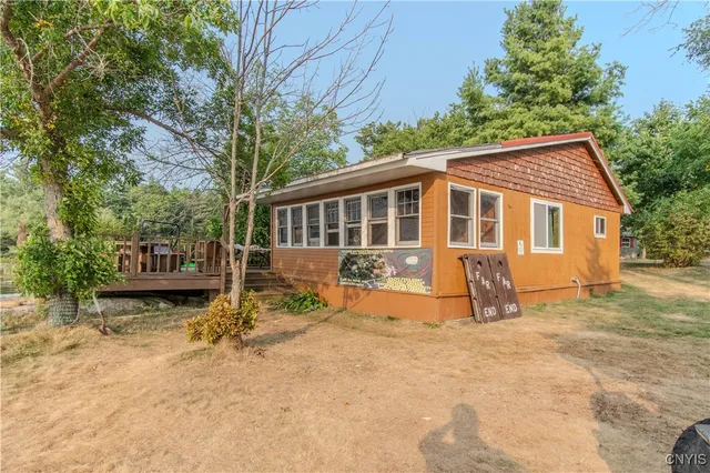 $1,199,990 | 48571 Wintergreen, Redwood, NY 13679