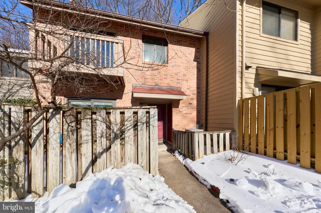 $3,400 | 1904 Winterport Cl, Reston, VA 20191