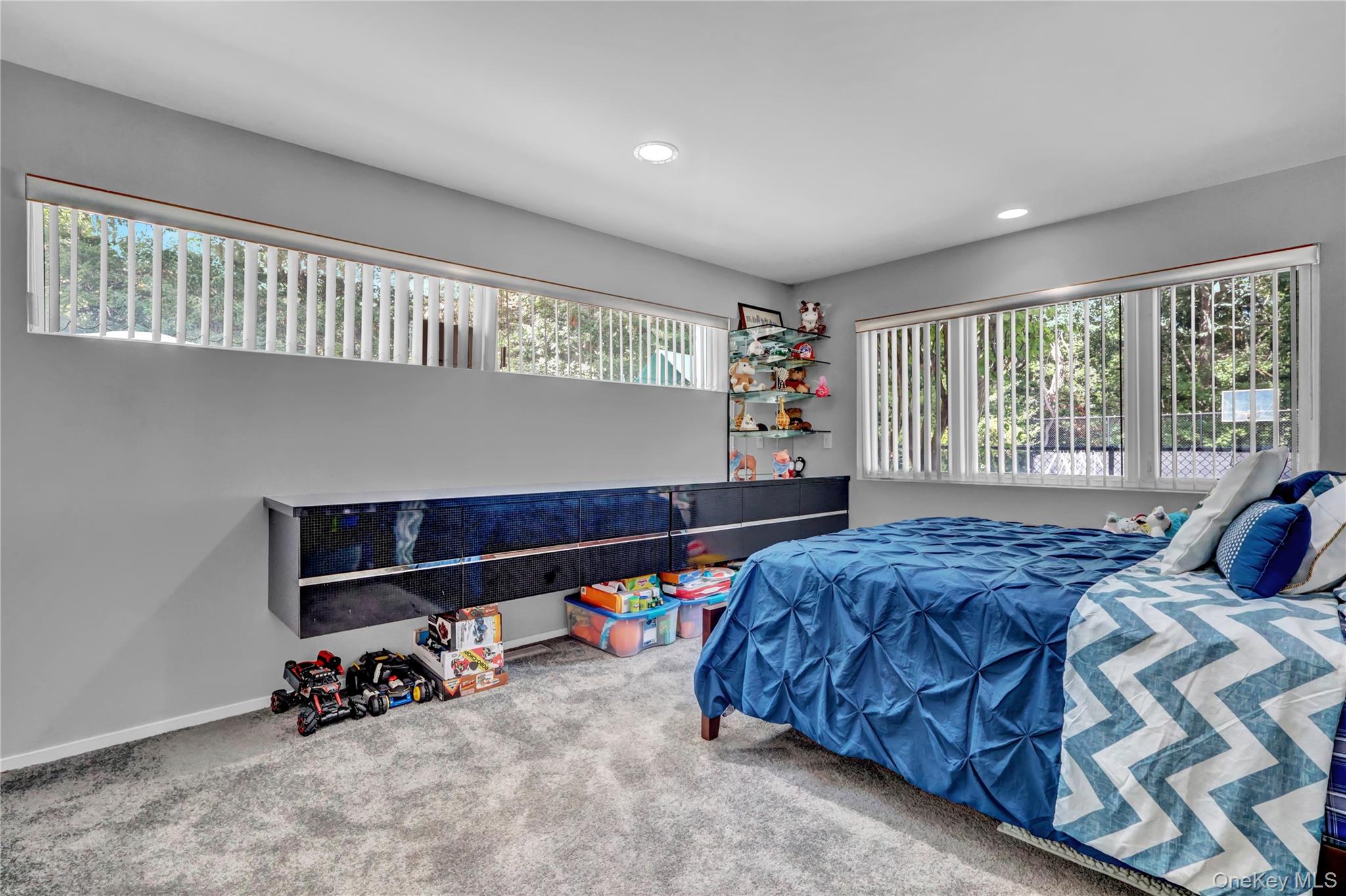 83 Cliff Road Port Jefferson, NY 11777 - Photo 25 of 50 Carpeted bedroom featuring recessed lighting and baseboards