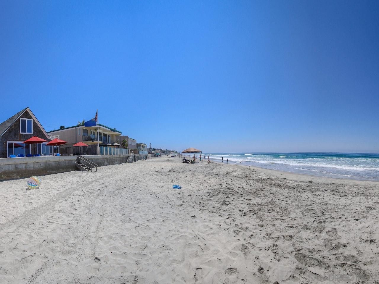 2212 Ocean Front Del Mar, CA 92014 - Photo 2 of 17