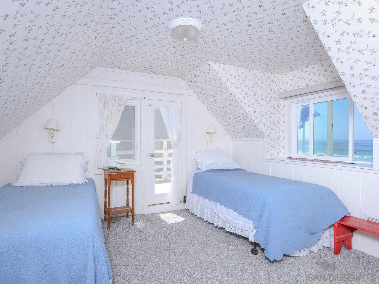 2212 Ocean Front Del Mar, CA 92014 - Photo 8 of 17