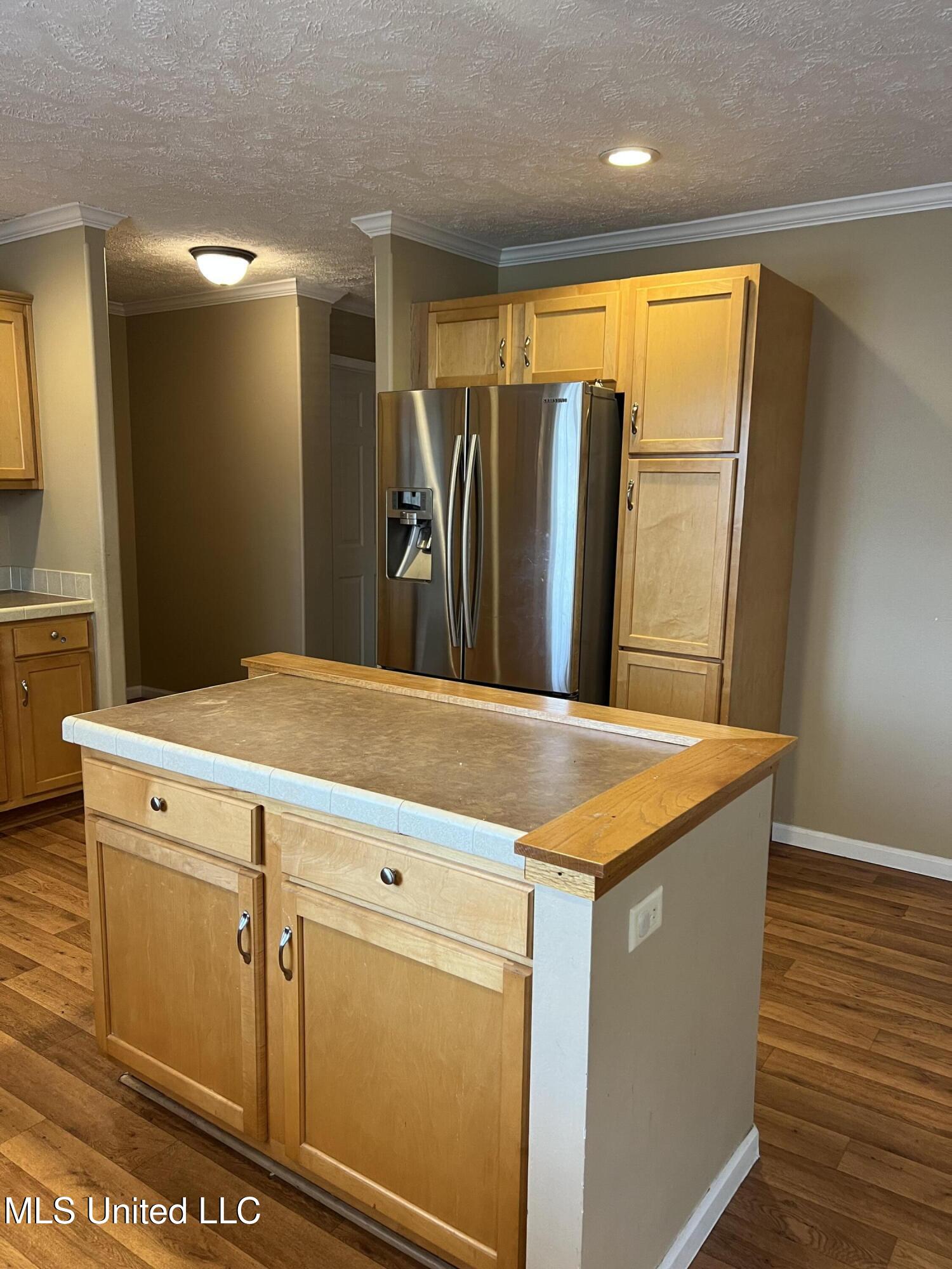 111 Cherokee Drive Florence, MS 39073 - Photo 5 of 35 IMG_1718