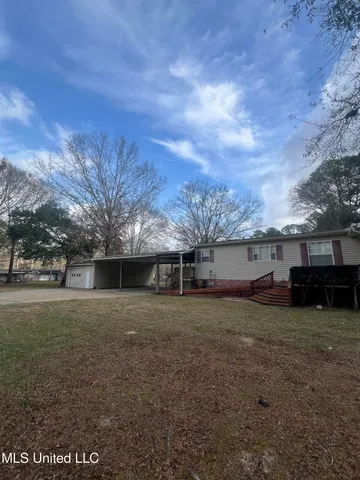 $220,000 | 111 Cherokee Drive, Florence, MS 39073