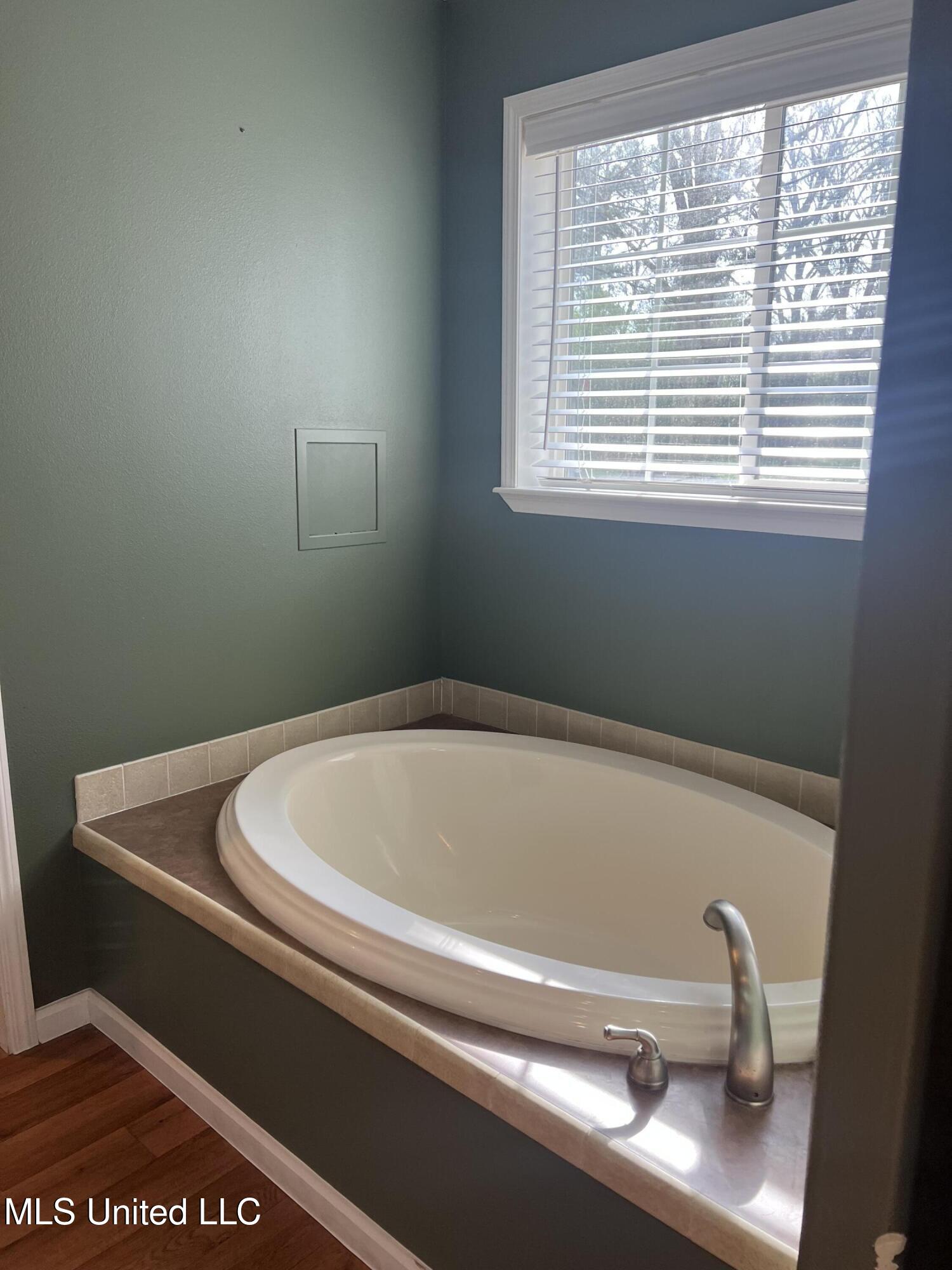 111 Cherokee Drive Florence, MS 39073 - Photo 10 of 35 IMG_1692