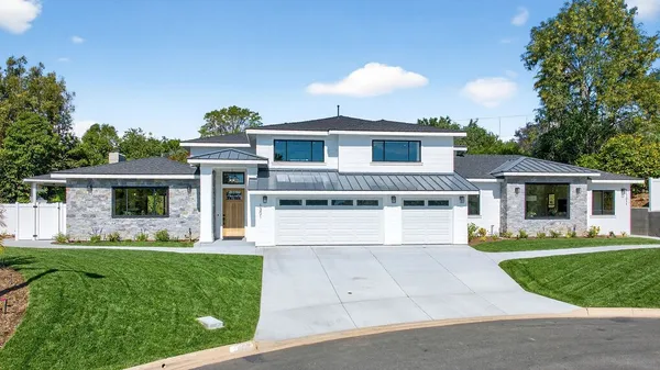 $4,750,000 | 1301 Smokewood Drive, North Tustin, CA 92705