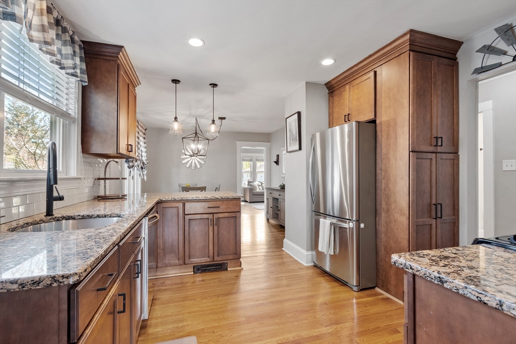 36 Bruce Road, Unit 1 Waltham, MA 02453 - Photo 2 of 28 Gallery Image 2
