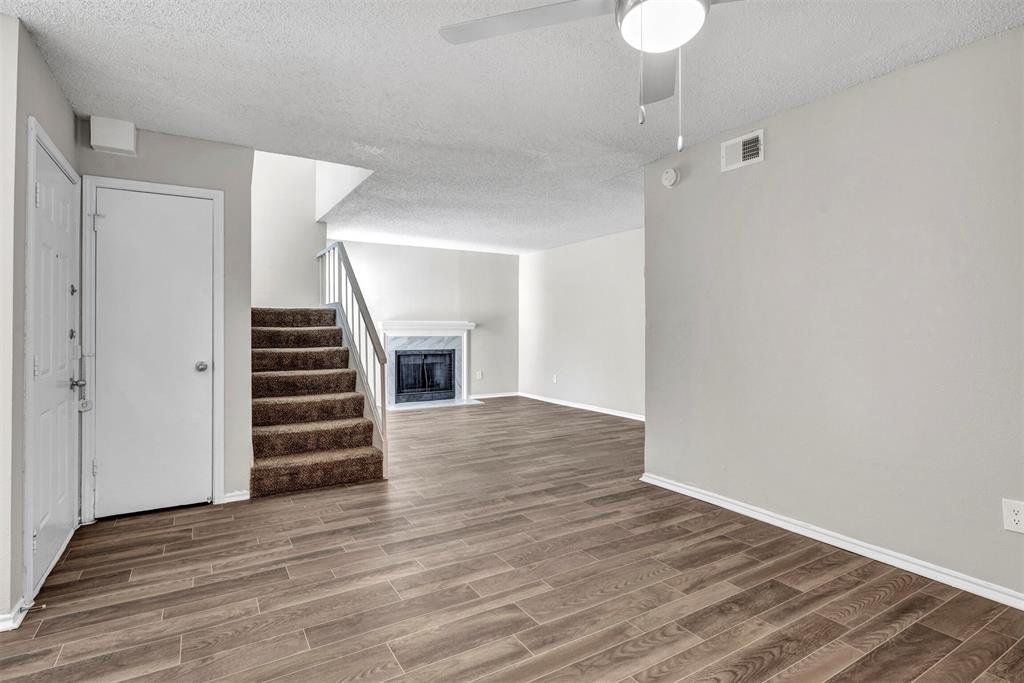 11311 Audelia Road, Unit 271 Dallas, TX 75243 - Photo 4 of 17 View from dining area looking into living