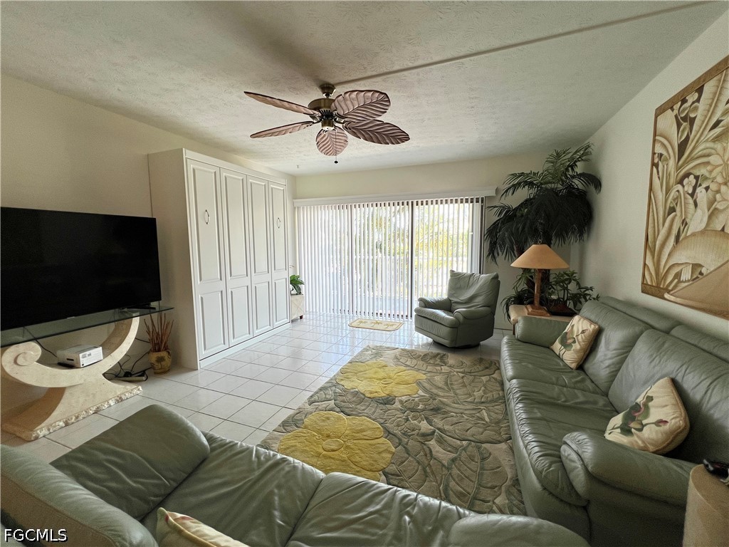 60 West Pelican Street, Unit 202 Naples, FL 34113 - Photo 14 of 21