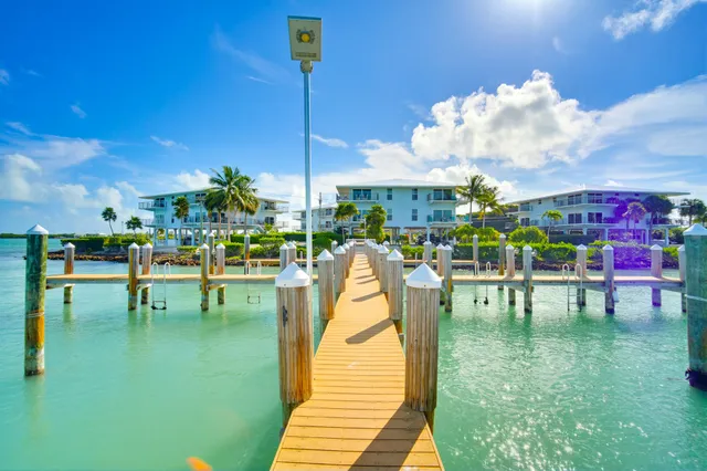 $855,000 | 12690 Overseas Highway, Unit 413, Marathon, FL 33050