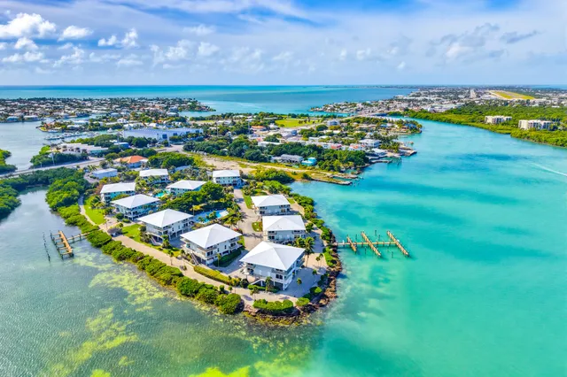 $855,000 | 12690 Overseas Highway, Unit 413, Marathon, FL 33050