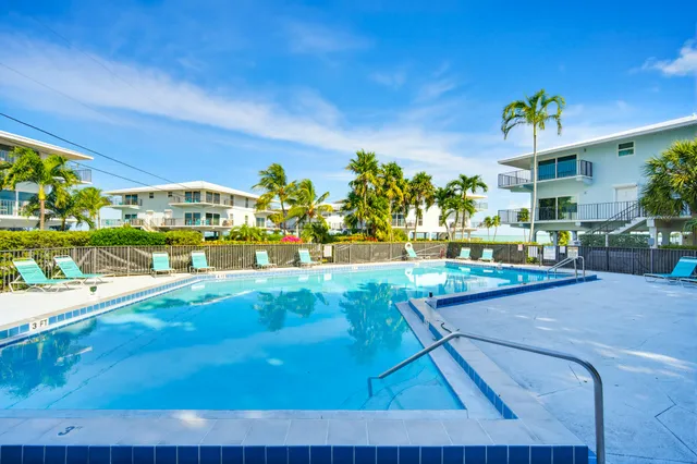 $855,000 | 12690 Overseas Highway, Unit 413, Marathon, FL 33050