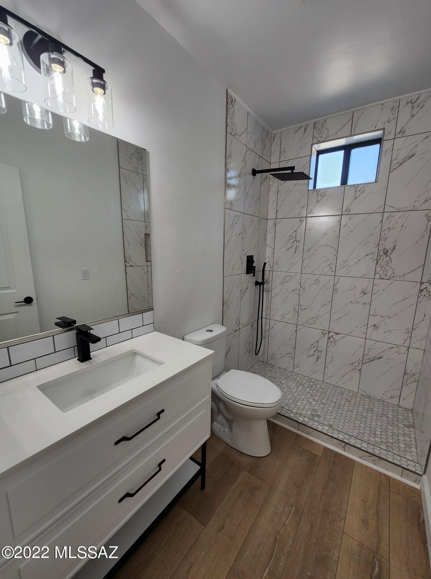 2016 East River Road, Unit 105 Tucson, AZ 85718 - Photo 4 of 14 Gallery Image 4