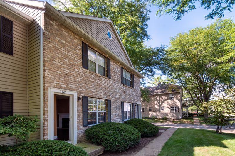 7925 Meadowhaven Boulevard, Unit 8 Columbus, OH 43235 - Photo 1 of 10 Gallery Image 1