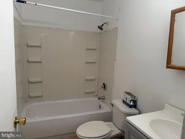 $2,000 | 25 Memphis Court, Sicklerville, NJ 08081