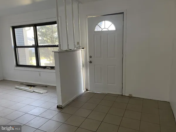 $2,000 | 25 Memphis Court, Sicklerville, NJ 08081