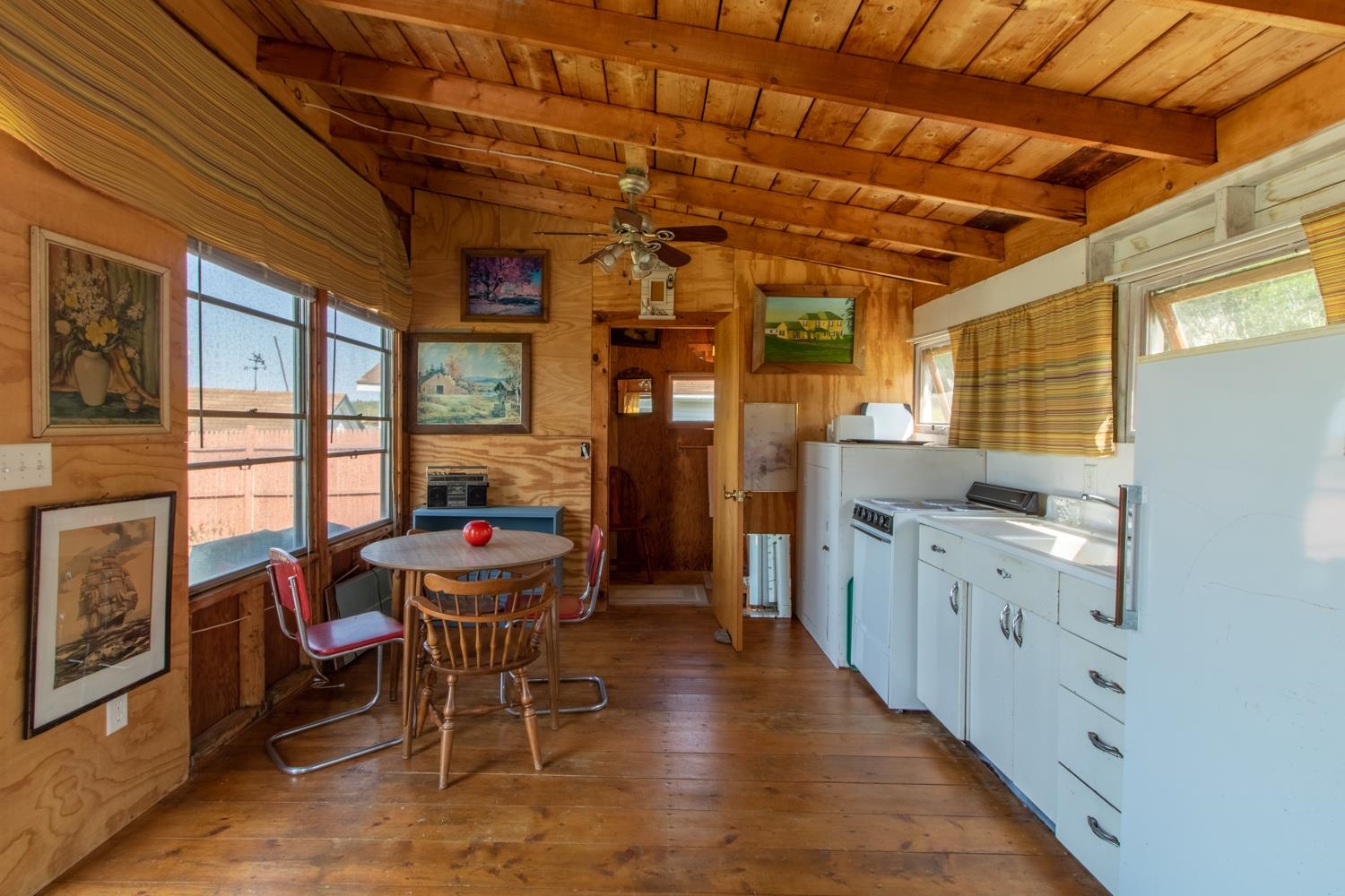 4111 Highway 114 Canaan, VT 05903 - Photo 38 of 40