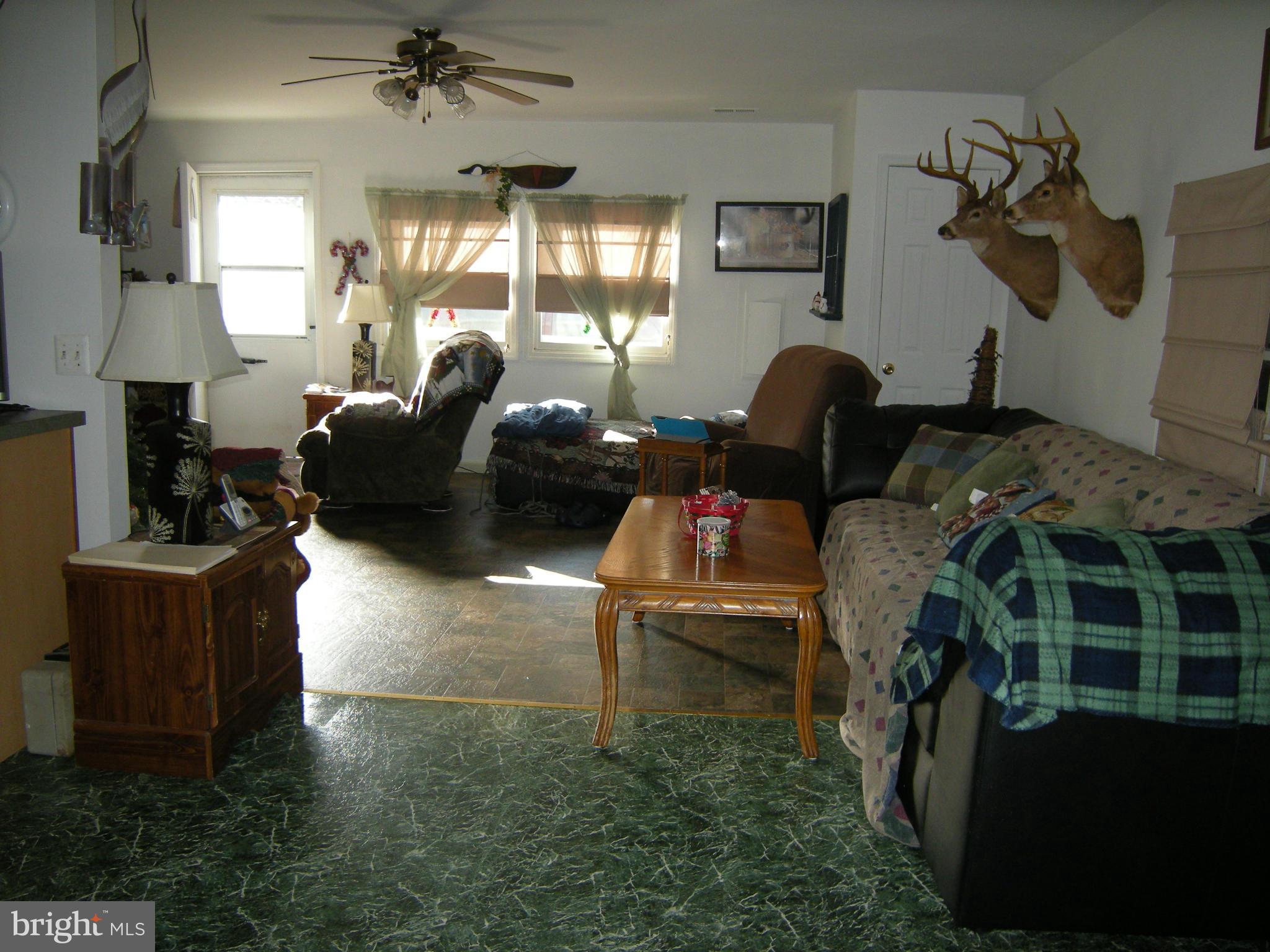 4722 Idlewilde Road Shady Side, MD 20764 - Photo 10 of 29 Living Room