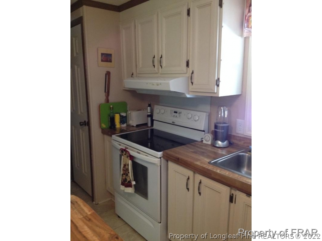3165 Beard Road Eastover, NC 28312 - Photo 7 of 33 Gallery Image 7