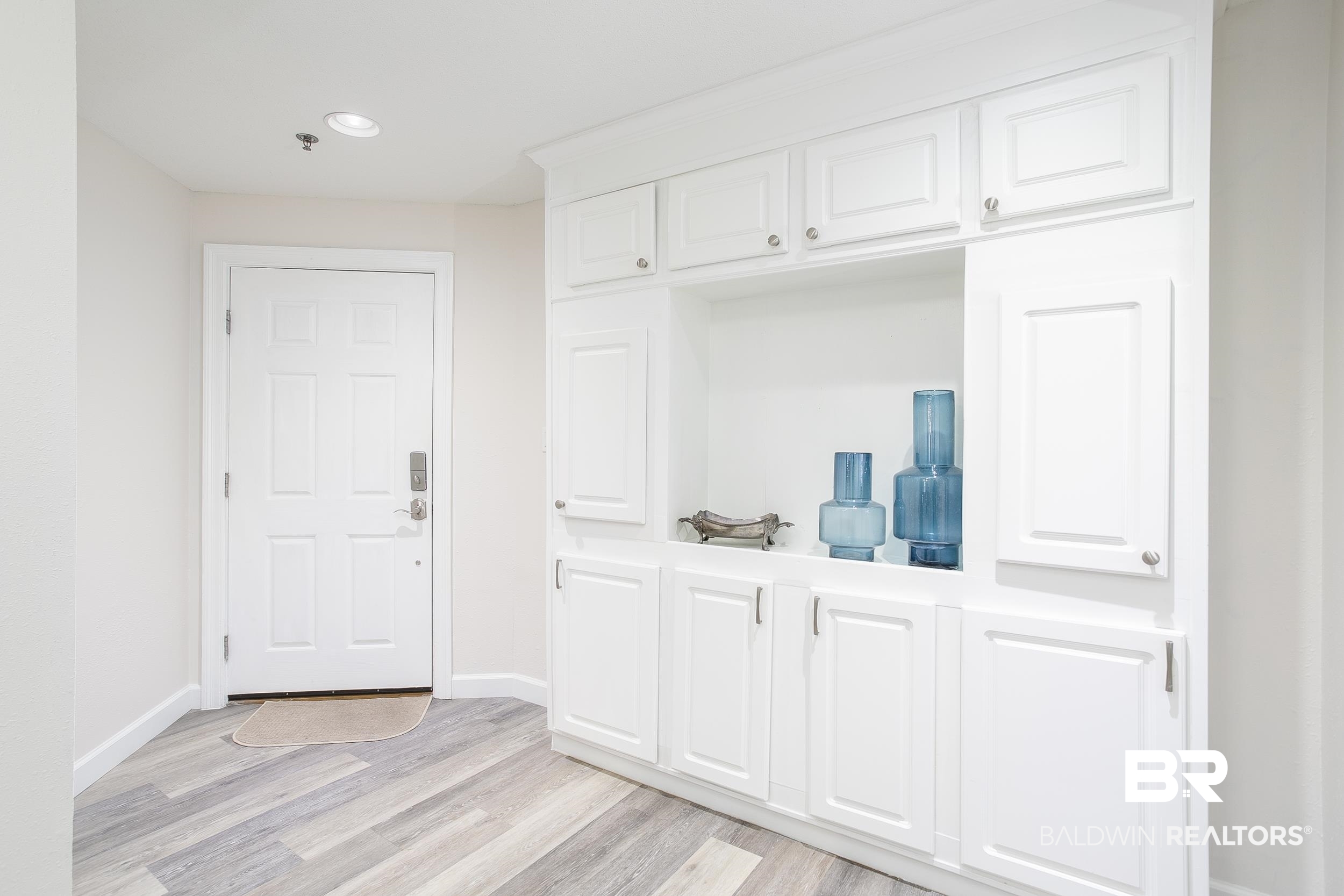 27282 Canal Road, Unit 101 Orange Beach, AL 36561 - Photo 8 of 49 Foyer