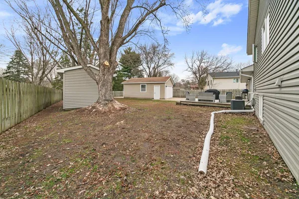 $390,000 | 8726 Ivywood Avenue South, Cottage Grove, MN 55016
