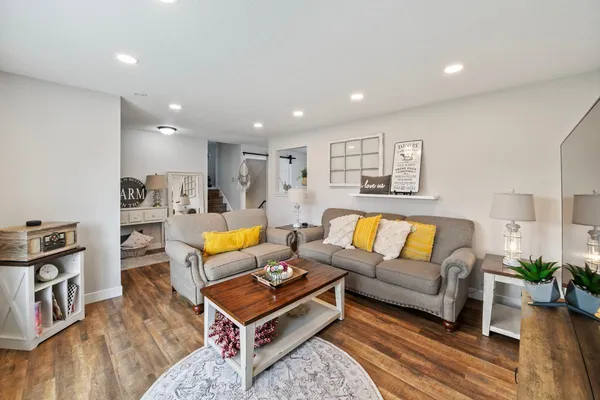 $390,000 | 8726 Ivywood Avenue South, Cottage Grove, MN 55016
