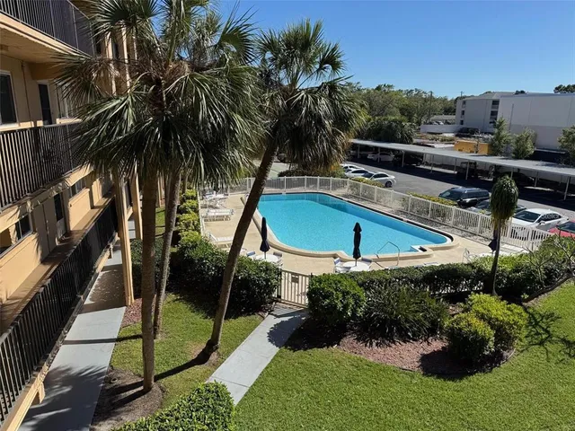 $159,000 | 2525 West Bay Drive, Unit E23, Belleair Bluffs, FL 33770