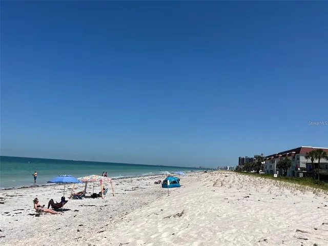 $159,000 | 2525 West Bay Drive, Unit E23, Belleair Bluffs, FL 33770