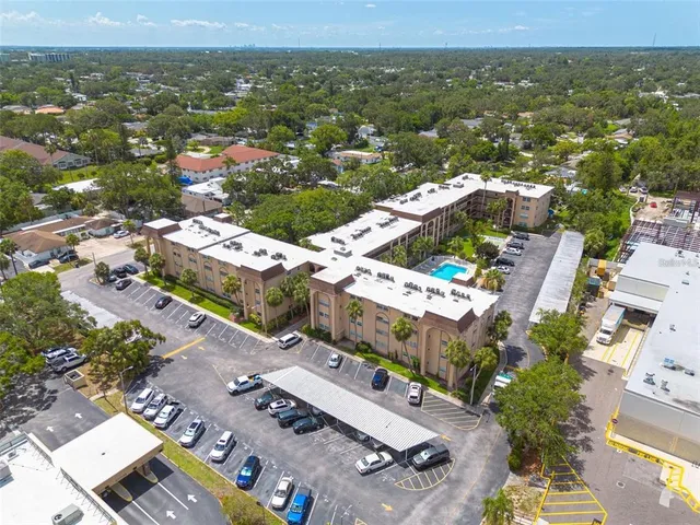 $159,000 | 2525 West Bay Drive, Unit E23, Belleair Bluffs, FL 33770