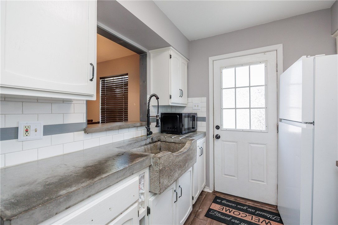 6702 Everhart Road, Unit T106 Corpus Christi, TX 78413 - Photo 11 of 29