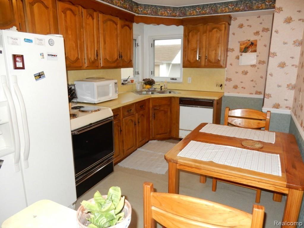 3623 Rome Avenue Warren, MI 48091 - Photo 7 of 18 DSCN6555.jpg