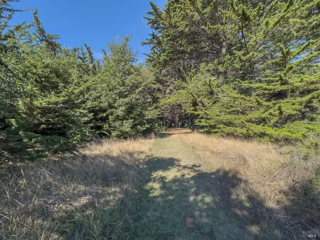 $310,000 | 36786 Mariners Drive, The Sea Ranch, CA 95497
