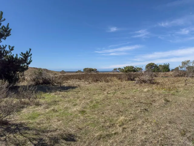 $310,000 | 36786 Mariners Drive, The Sea Ranch, CA 95497