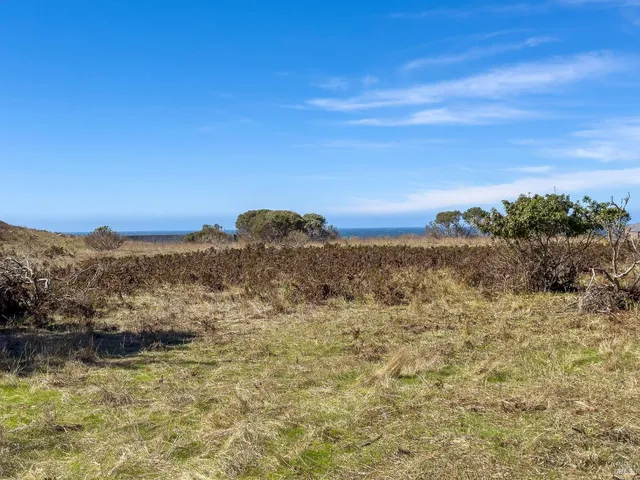 $310,000 | 36786 Mariners Drive, The Sea Ranch, CA 95497