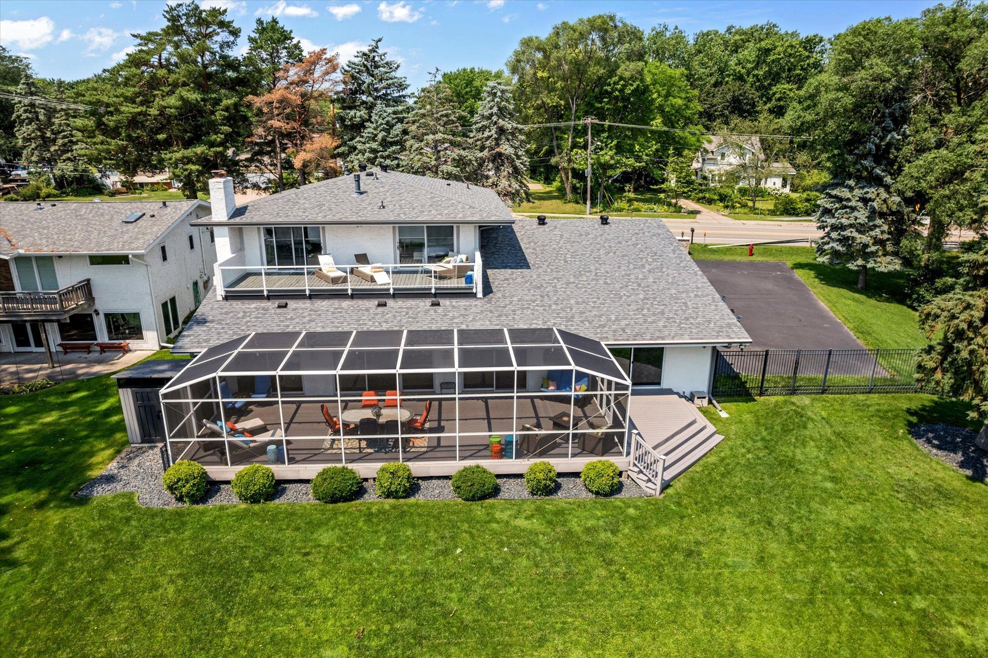 2065 Long Lake Road New Brighton, MN 55112 - Photo 11 of 72