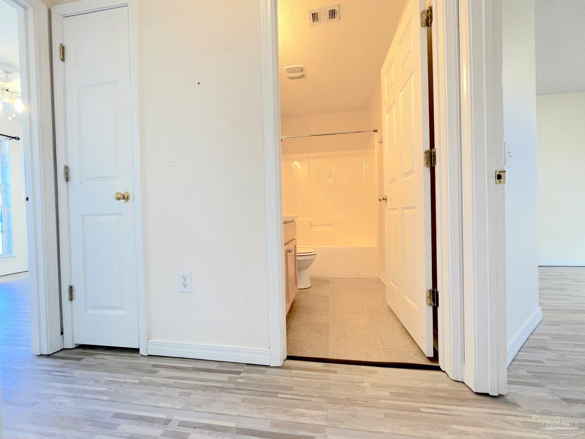 6007 Meursalt Road Milton, FL 32570 - Photo 11 of 22 Gallery Image 11