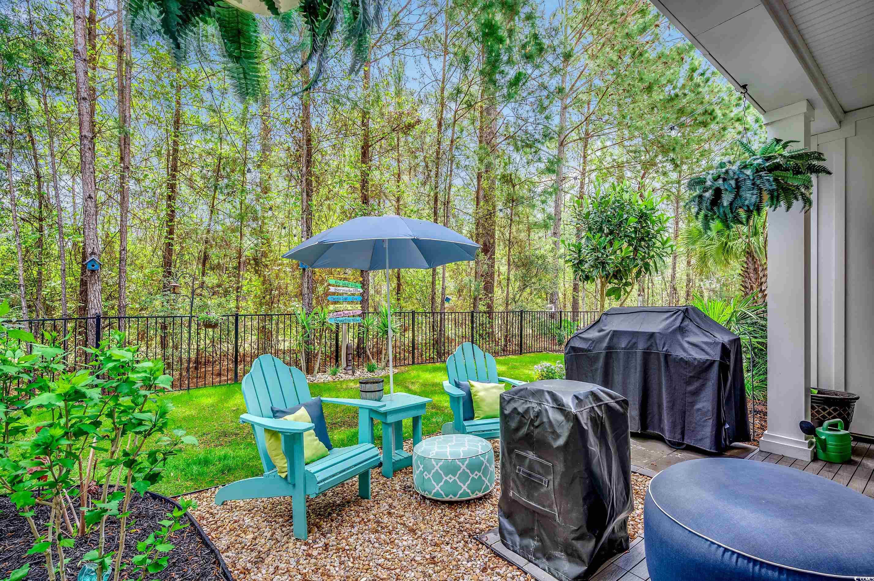 205 Splendor Circle Murrells Inlet, SC 29576 - Photo 31 of 40 View of yard with fence